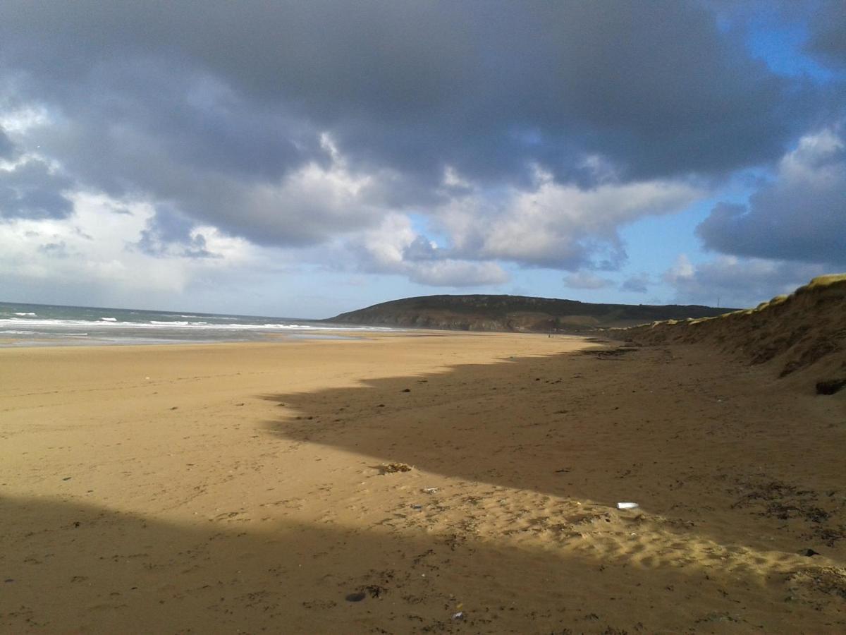 Gite "Rose Des Sables" - 800M De La Plage De Surtainville, Proche Commerces - Piscine En Juillet Et Aout 客房 照片