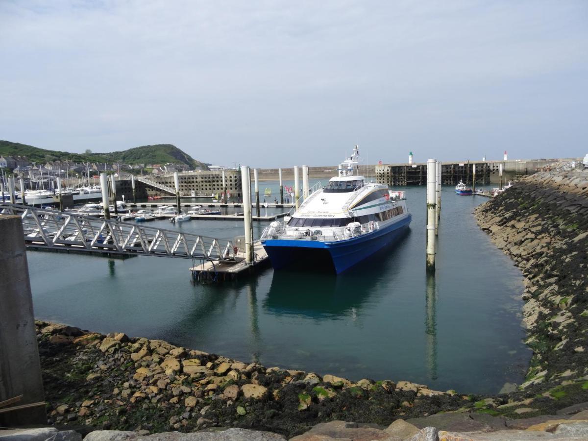 Gite "Rose Des Sables" - 800M De La Plage De Surtainville, Proche Commerces - Piscine En Juillet Et Aout 客房 照片