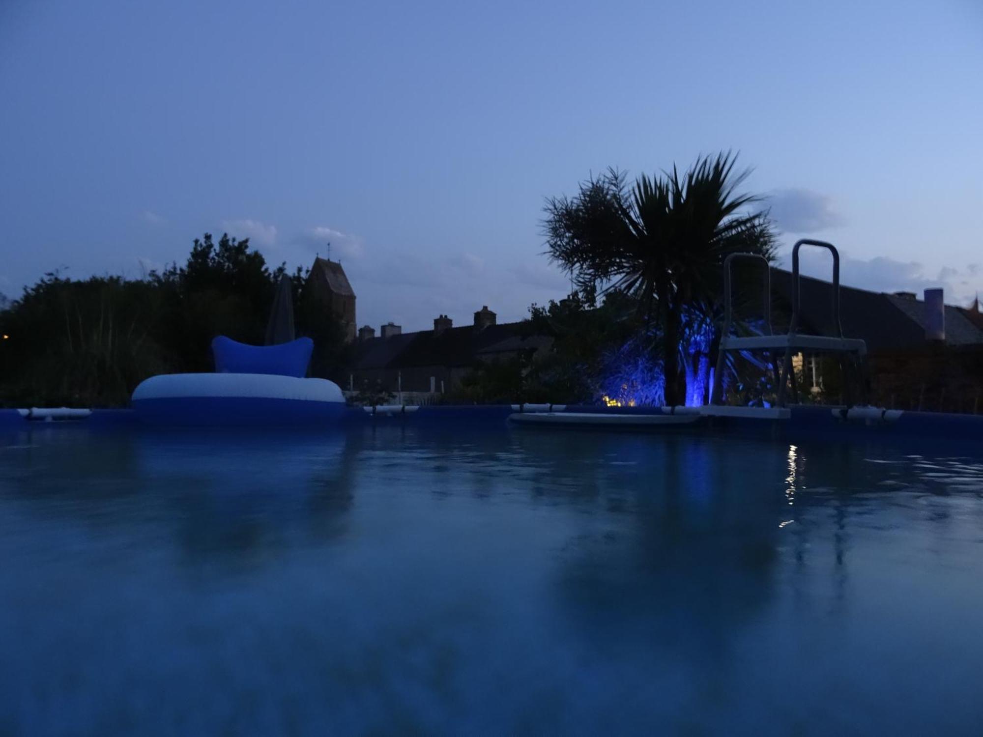 Gite "Rose Des Sables" - 800M De La Plage De Surtainville, Proche Commerces - Piscine En Juillet Et Aout 外观 照片