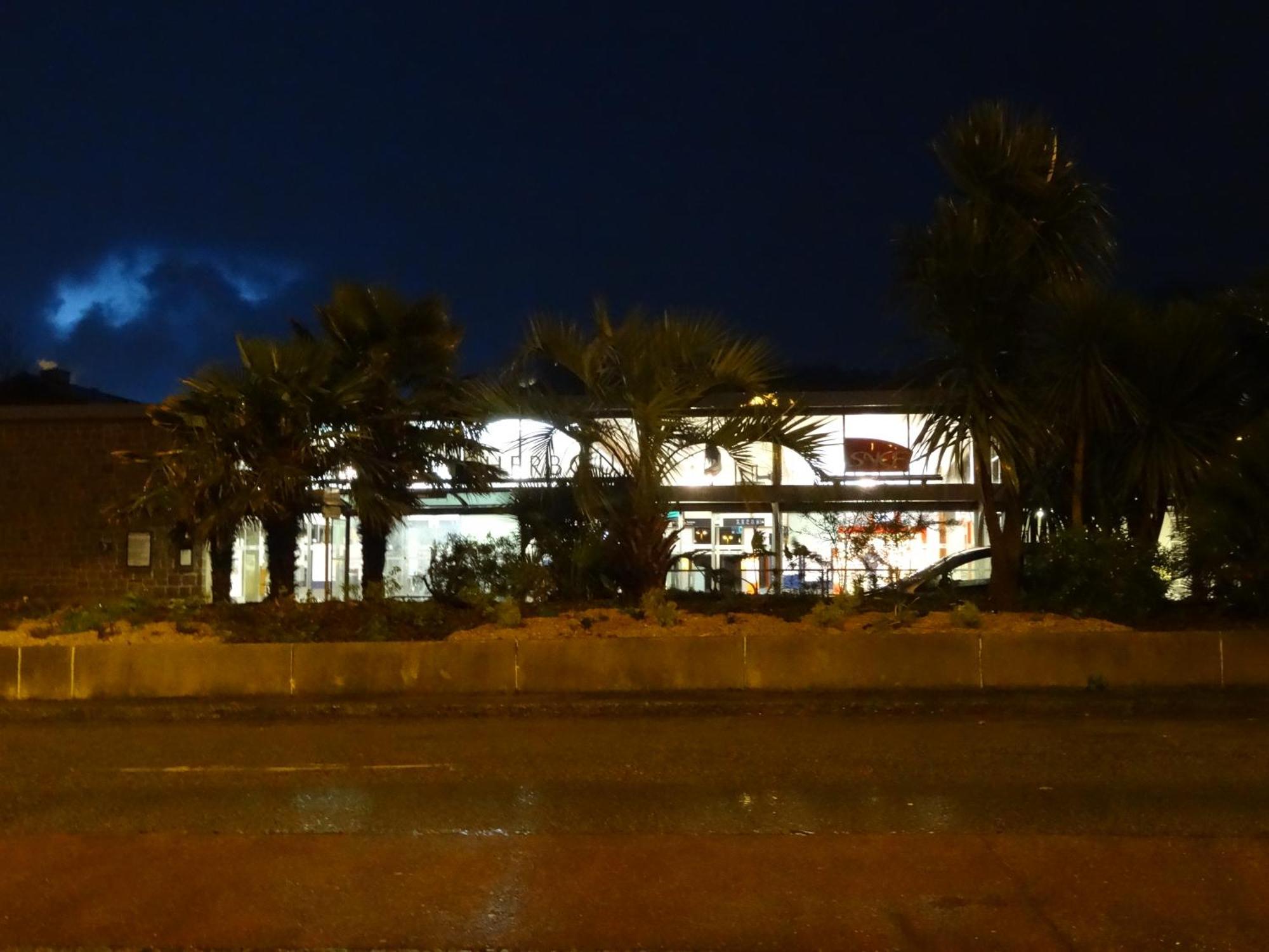 Gite "Rose Des Sables" - 800M De La Plage De Surtainville, Proche Commerces - Piscine En Juillet Et Aout 外观 照片