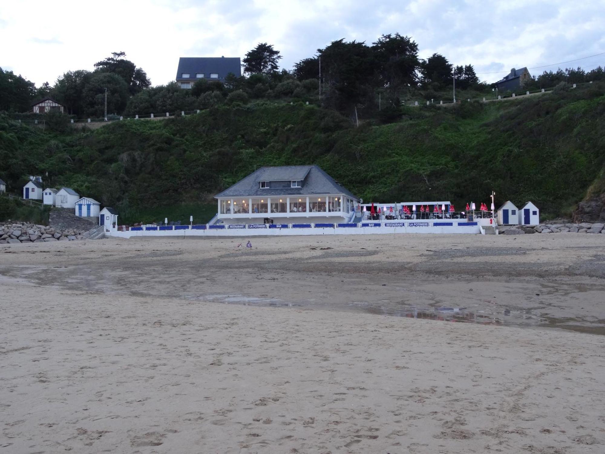 Gite "Rose Des Sables" - 800M De La Plage De Surtainville, Proche Commerces - Piscine En Juillet Et Aout 外观 照片